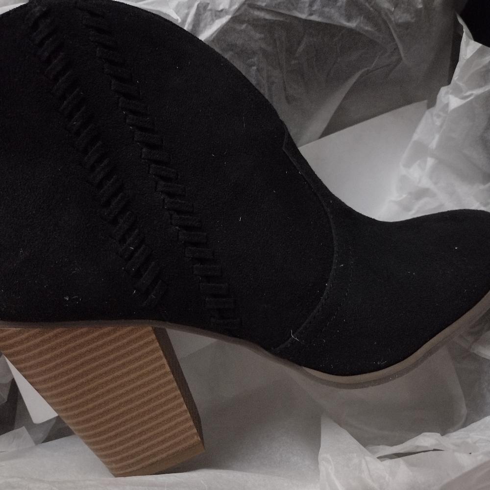 Lane Bryant Black Suede Cowboy Style Ankle Boots 11W